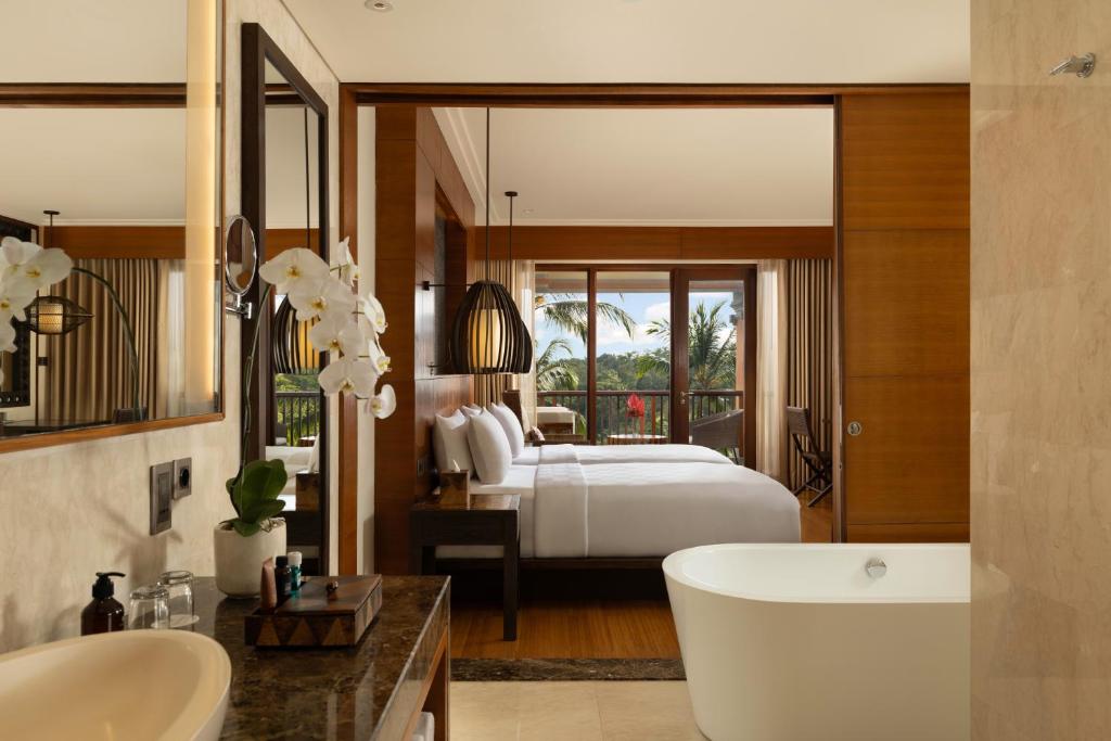 Shared Deluxe Room (2 Guests) (Most Popular)